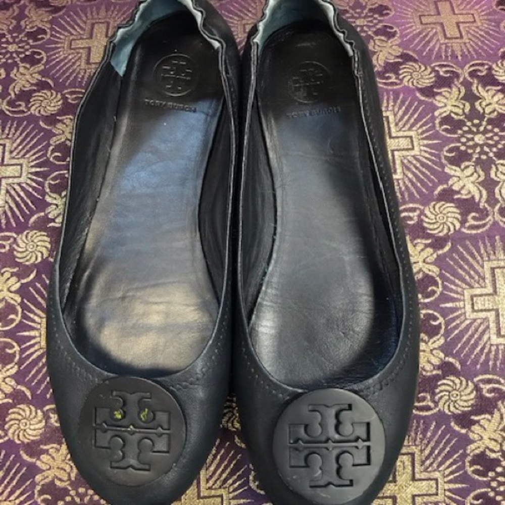 Tory Burch blue flat shoes